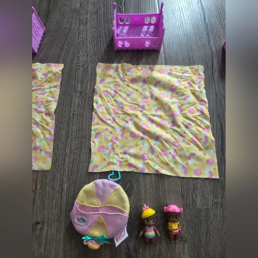 Baby Born Surprise mini babies playset bundle